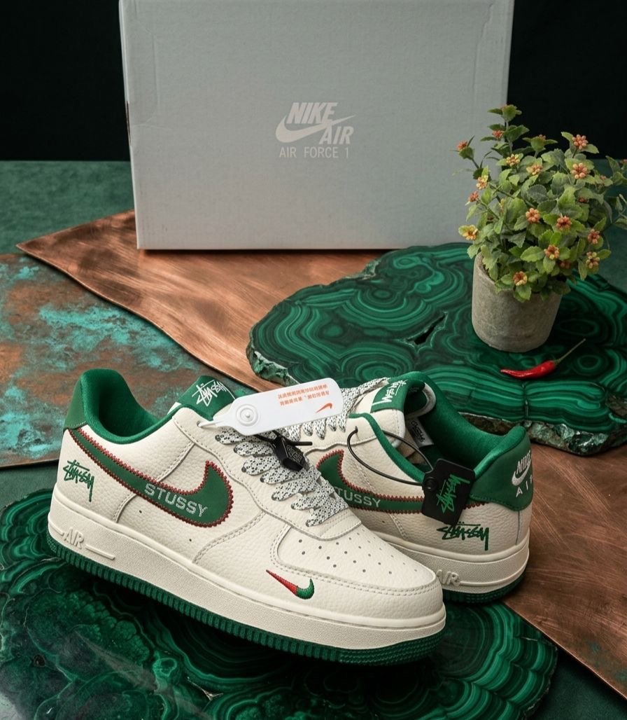 NIKE AIR JORDAN CUSTOM STUSSY GREEN - Image 5