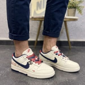 NIKE SB DUNK X GUCCI CUSTOM KEYCHAIN